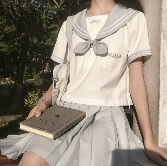 他们是在玩火
